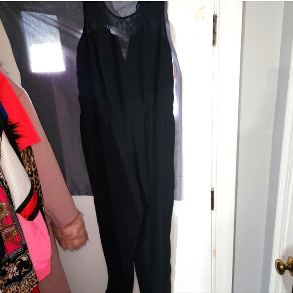 Forever 21 lace jumpsuit 2x - Picture 4 of 8